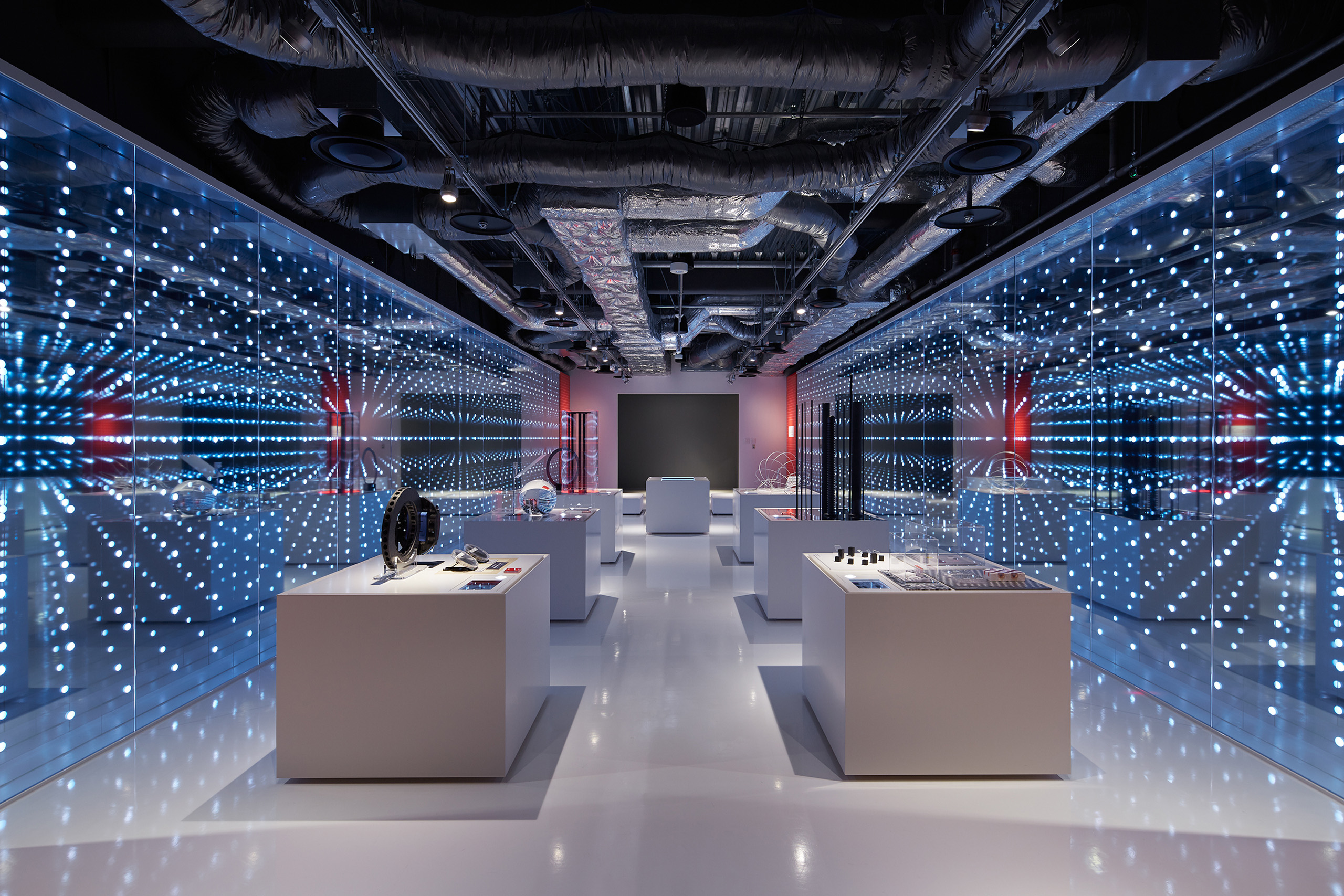 画像:CoorsTek Gallery & Office